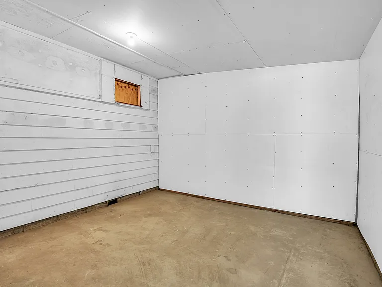 1101 N McKinley Ave — Photo 22