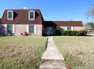 6205 Rue Francois St, Leon Valley, TX 78238
