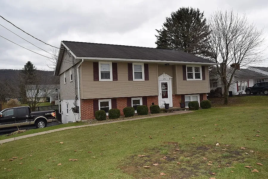 670 Nittany Valley Dr