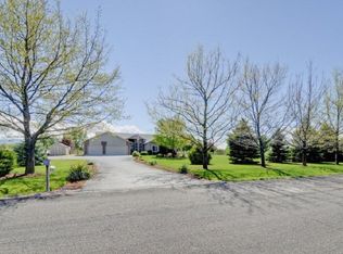 3024 N Falstaff Pl, Eagle, ID 83616