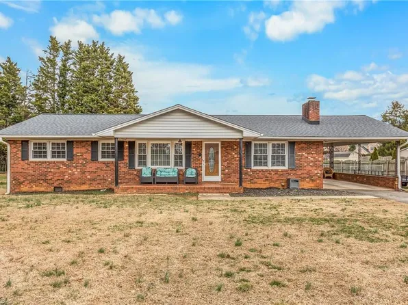 919 Mayford Dr, Kernersville, NC 27284