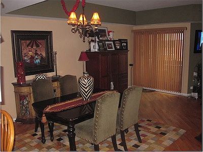 2nd image of 2526 N Lincoln Ave APT 306