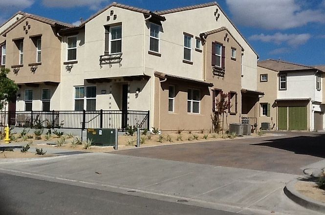 1st image of 40288 Calle Real