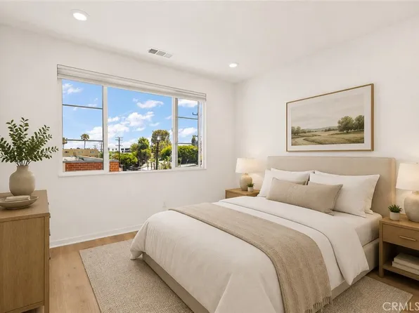 3667 Elm Ave, Long Beach, CA 90807