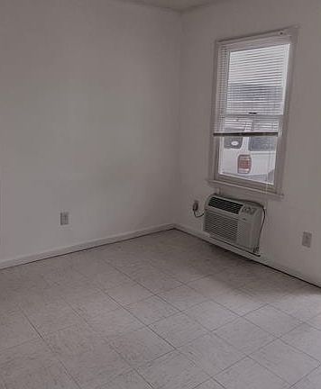 3rd image of 202 Arey Ave