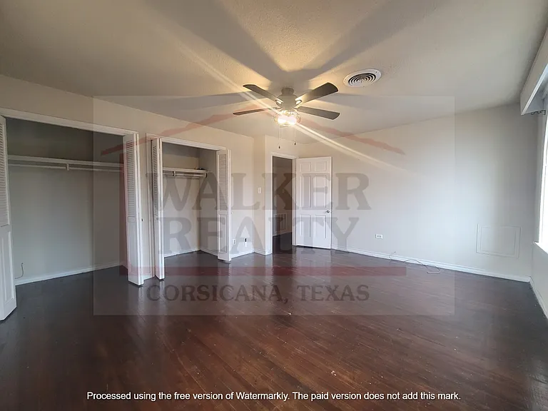 200 S Beaton St #202 — Photo 7