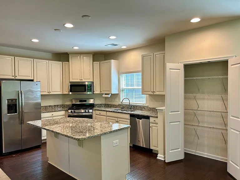 5718 Swift Fox Dr — Photo 13