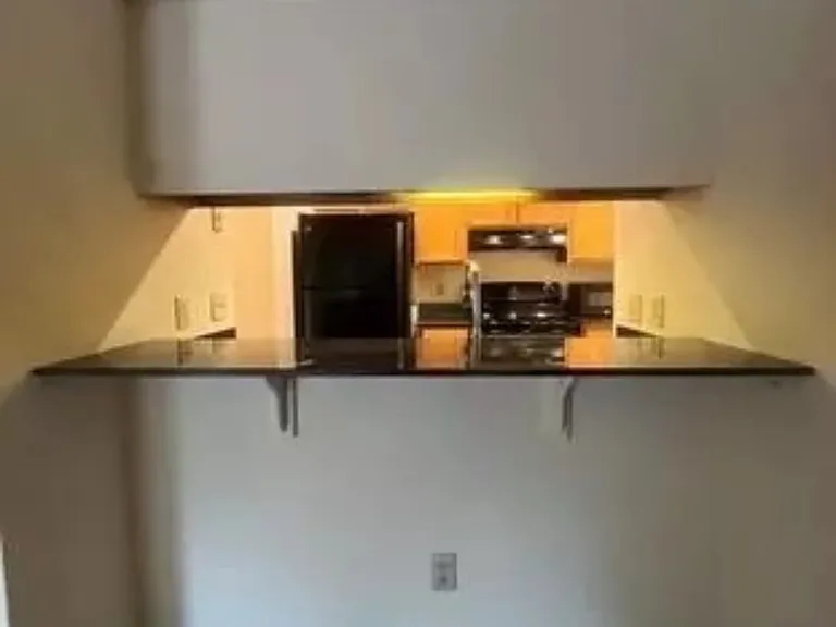 1722 Brice St #H — Photo 6