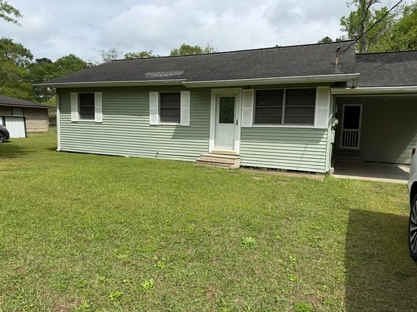 490 Chesser Dr, Vidor, TX 77662