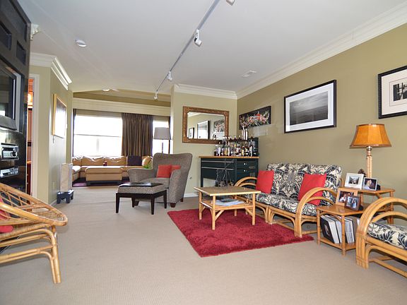 5th image of 1507 Chesapeake Dr #1
