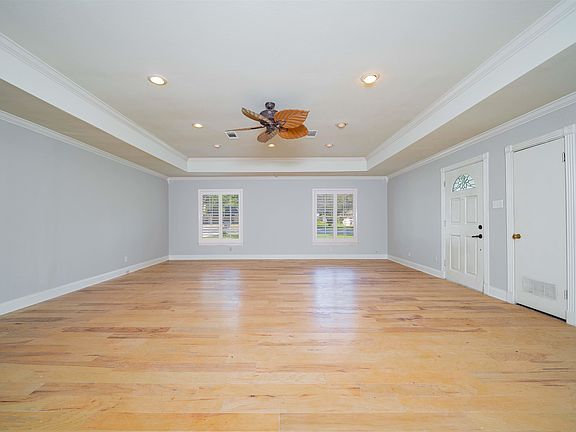 3rd image of 508 Glenhaven Dr