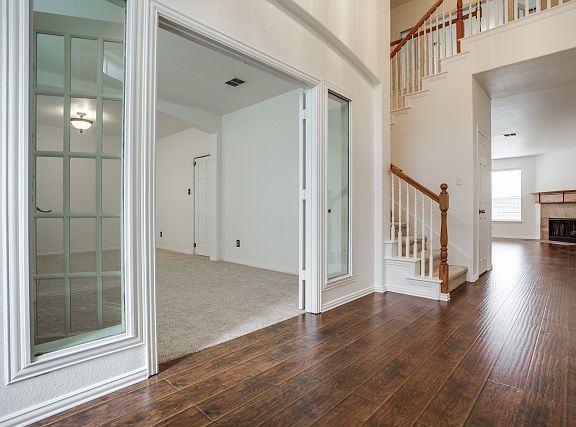 4th image of 1002 Pelican Dr