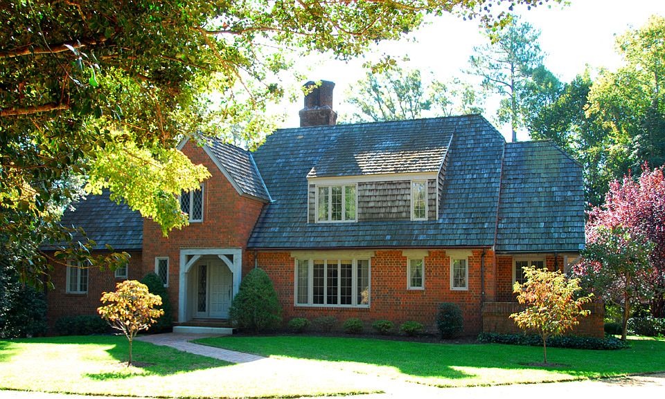 1st image of 221 W. Queens Drive