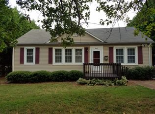368 20th Ave NE, Hickory, NC 28601