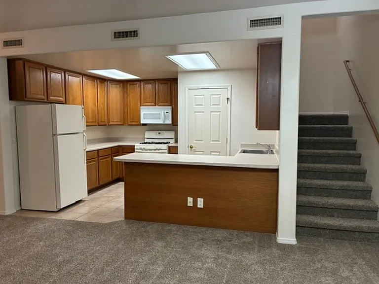 1119 Leaf Ln — Photo 7