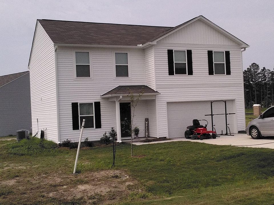 2nd image of 2175 Carriage Drive