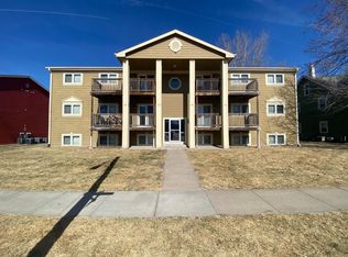 2020 J St #14, Lincoln, NE 68510