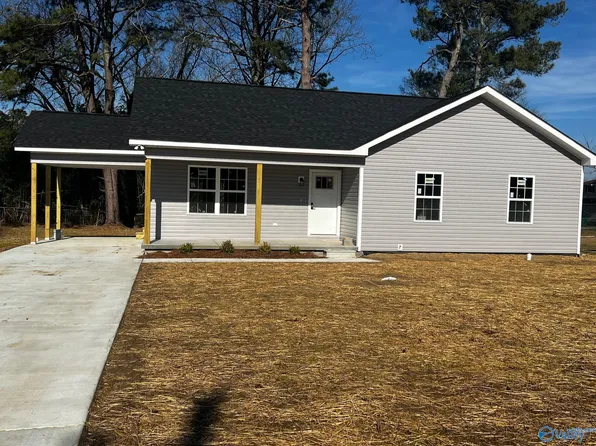 913 Lawrence Ave, Albertville, AL 35951