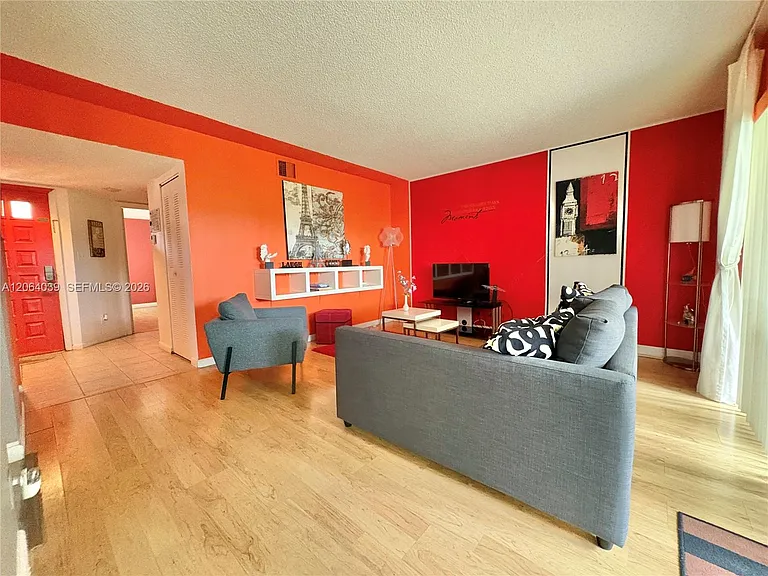 929 Coral Club Dr #929 — Photo 17