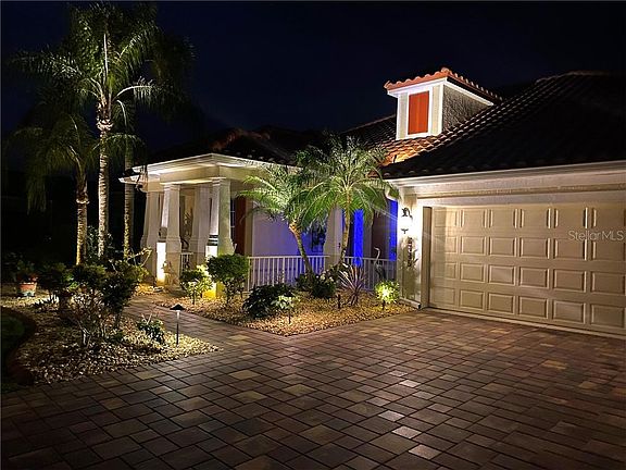 3rd image of 1775 Queen Palm Way