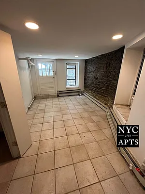 Rented by New York City Apartments | media 7