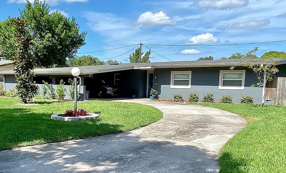 1st image of 229 Ashwood Dr