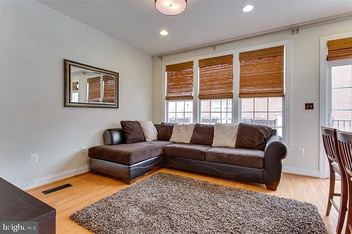 2149 Red Vine Dr — Photo 18