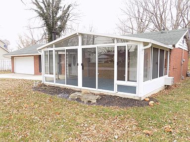 444 Old Rock Rd, Granite City, IL 62040 | Zillow