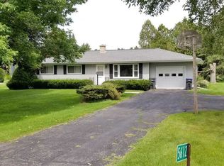 5612 Mary Lake Rd, Waunakee, WI 53597