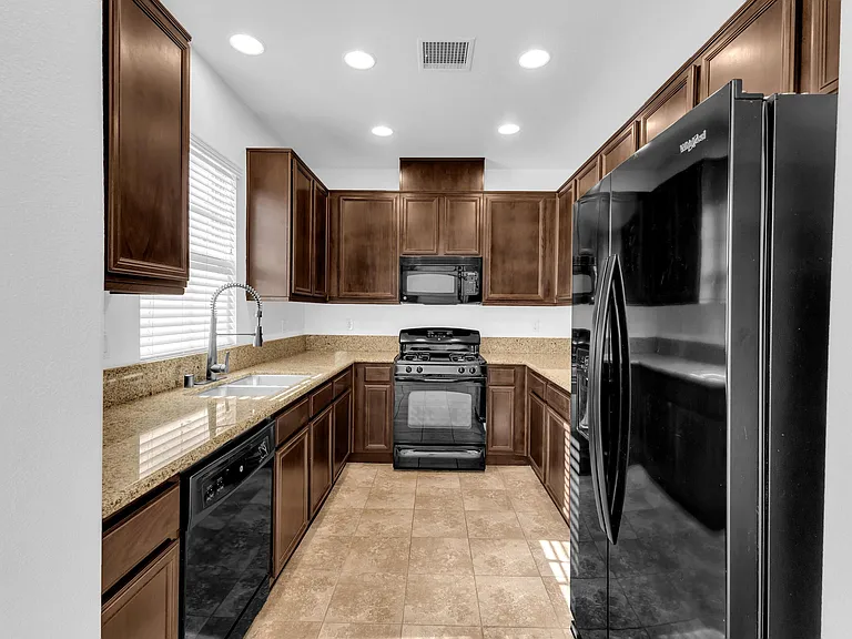162 Paseo Bravo — Photo 17