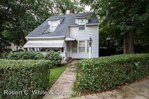 2nd image of 65 White Oak Ln
