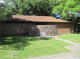 2309 Camelia Cir, Baytown, TX 77520