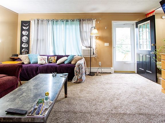 5th image of 8 Sunnyside Dr