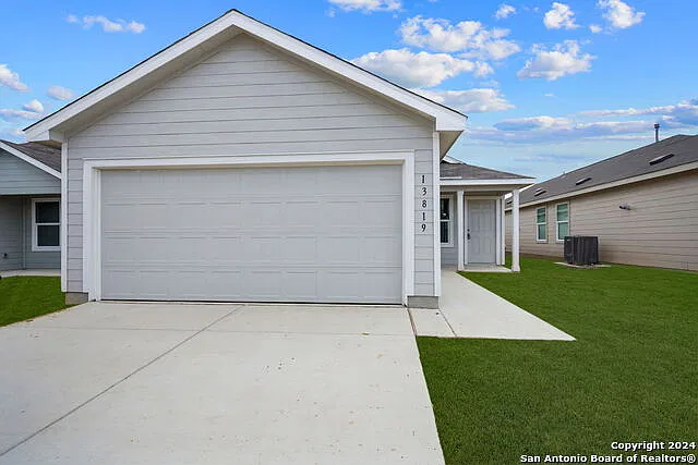 3 bed, 2.0 bath, 1264 sqft, $1,495 — Photo 1
