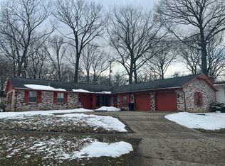 1701 Lynbrook Dr, Flint, MI 48507