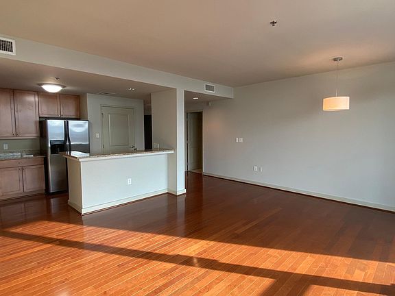 4th image of 105 Christina Landing Dr APT 801