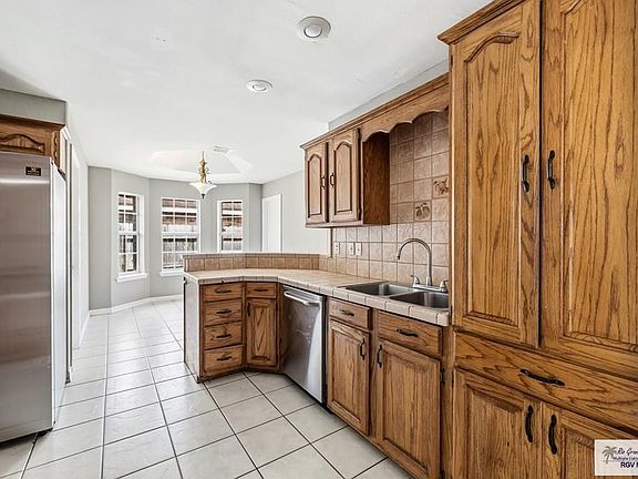 4th image of 705 Nantucket Dr