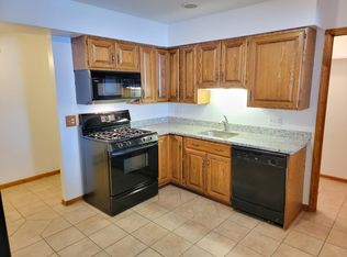 3295 Beach Rd APT 2, Port Huron, MI 48060