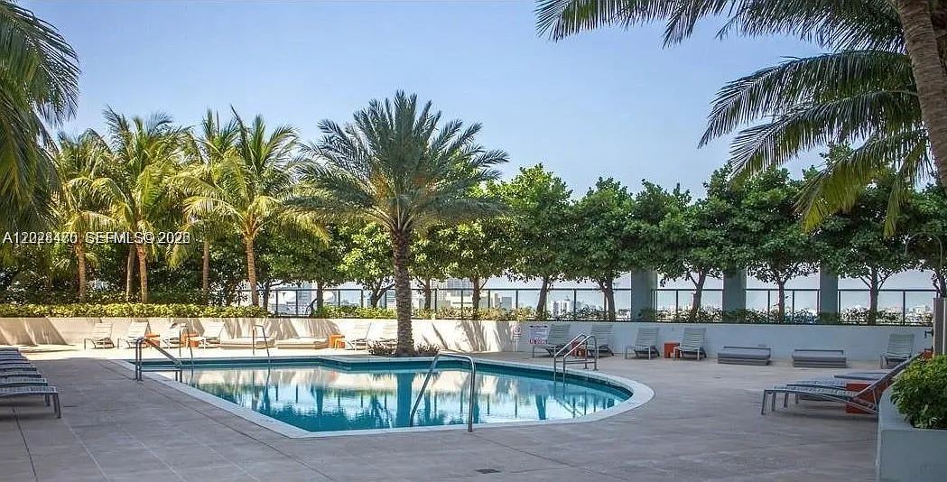 Quantum On The Bay Condo — Photo 4