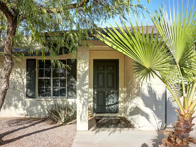 1453 S Cochise — Photo 5