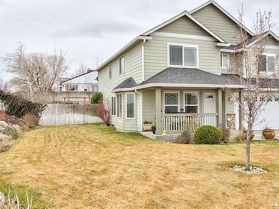 2nd image of 608 S Bayside St