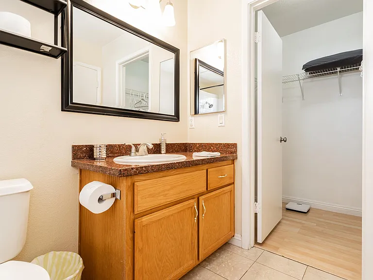 8708 Raindrop Canyon Ave — Photo 4