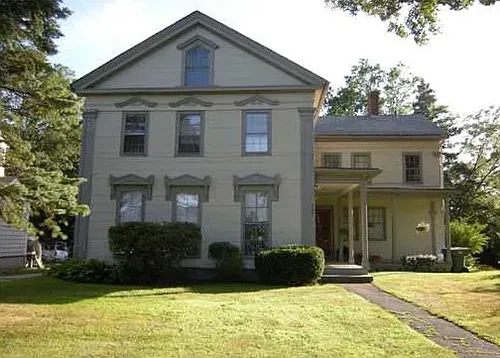 268 S Main St #3 Photo 1