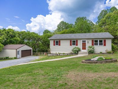 88 Lobachsville Rd, Fleetwood, PA, 19522