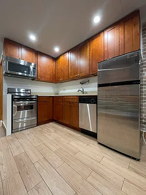 Rented by Douglas Elliman | media 22