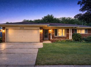 3552 Veronica Dr, Sterling Heights, MI 48310