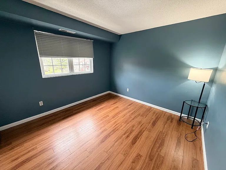 11910 Tarragon Rd #L — Photo 14