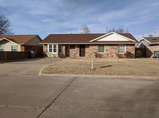 6415 NW Cherry Ave, Lawton, OK 73505