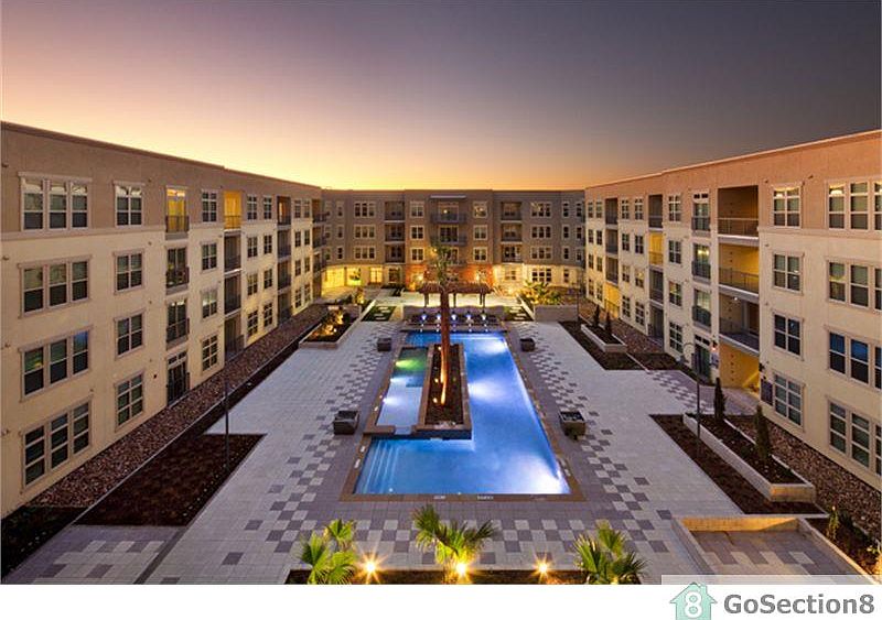 1st image of 301 E Cevallos #4