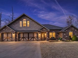 2361 N Quick Fox Ave, Fayetteville, AR 72704